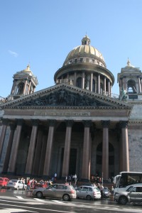 st isaac's cathedral in saint-petersburg