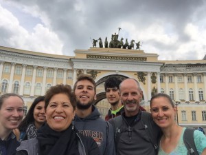 a group before Hermitage museum tour